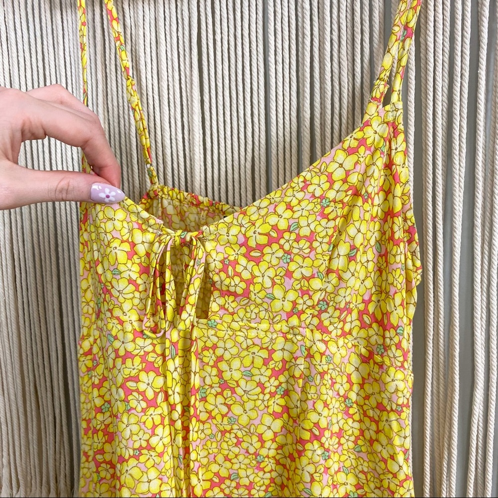 Dainty Floral Front Slit Yellow Sleeveless Mini Dress with Pockets Size Small - Picture 2 of 12